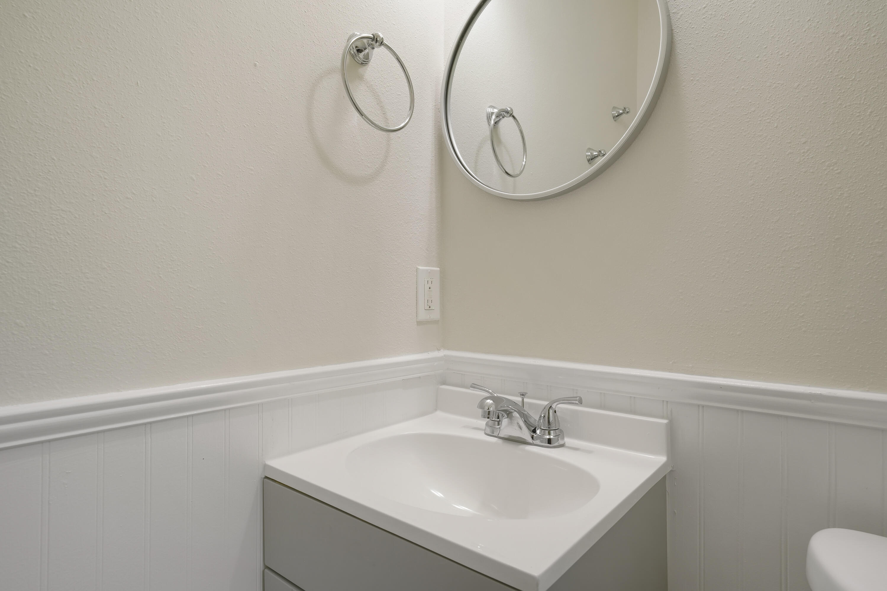 ADAMS POWELL EAST - Residential