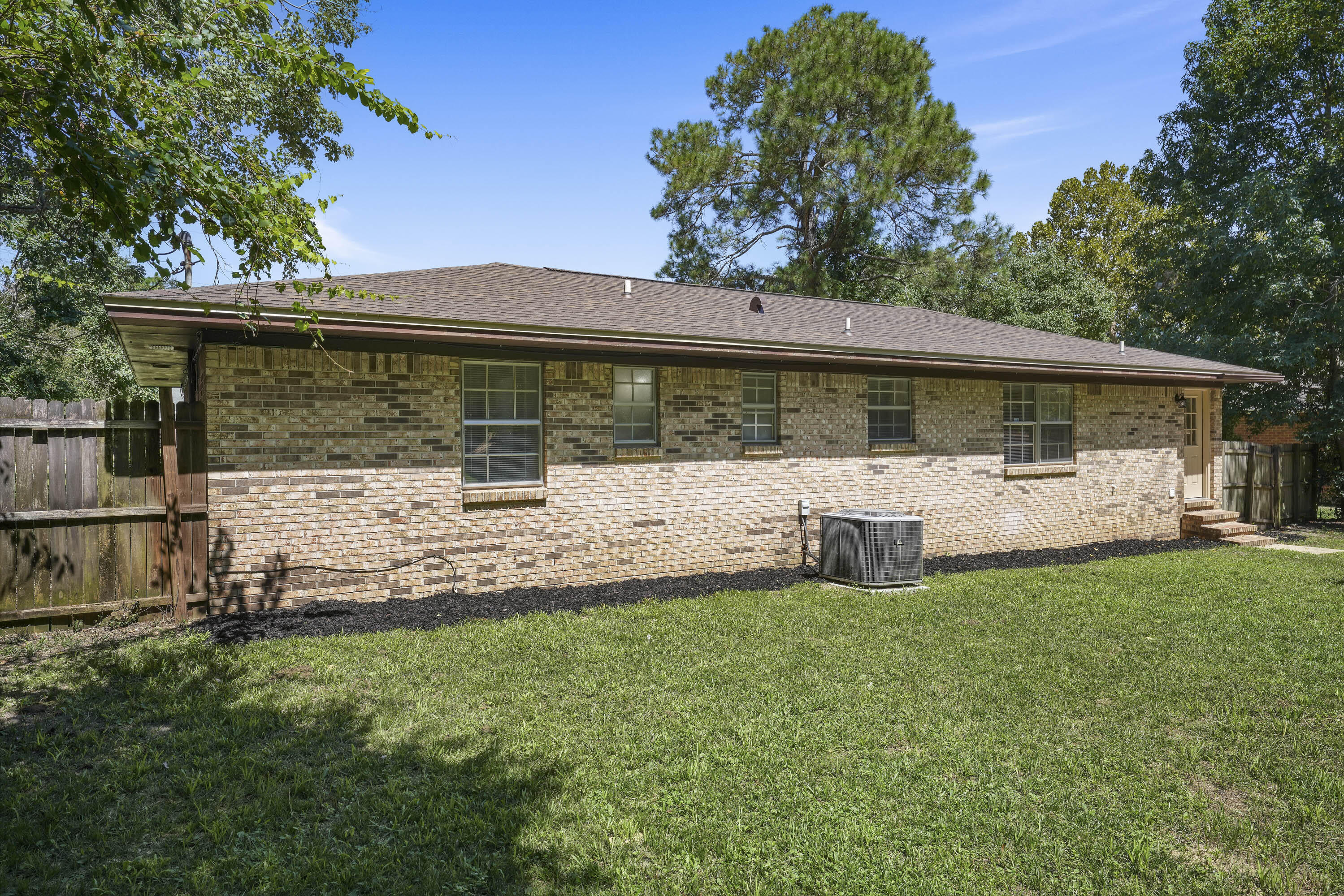 ADAMS POWELL EAST - Residential