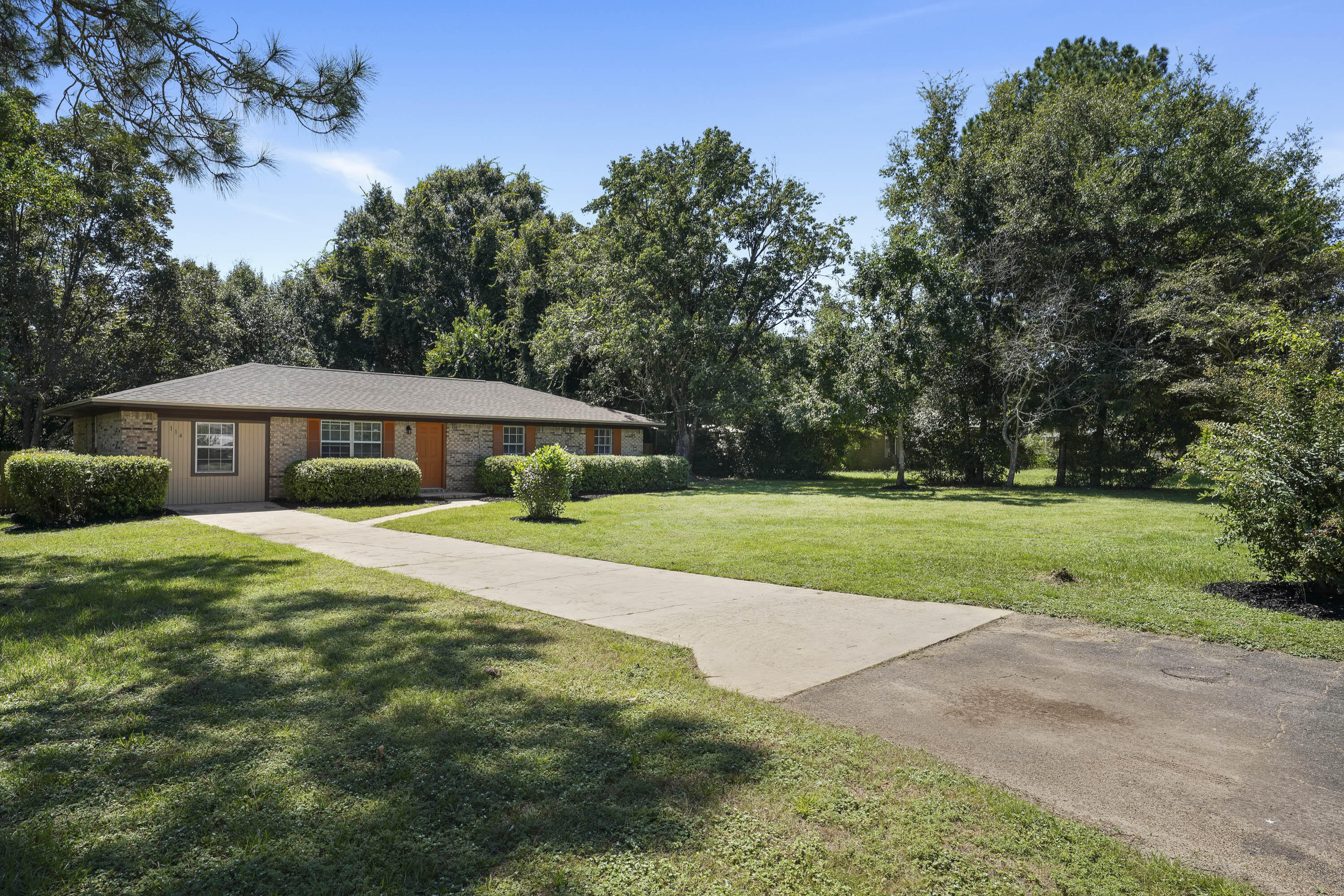 ADAMS POWELL EAST - Residential