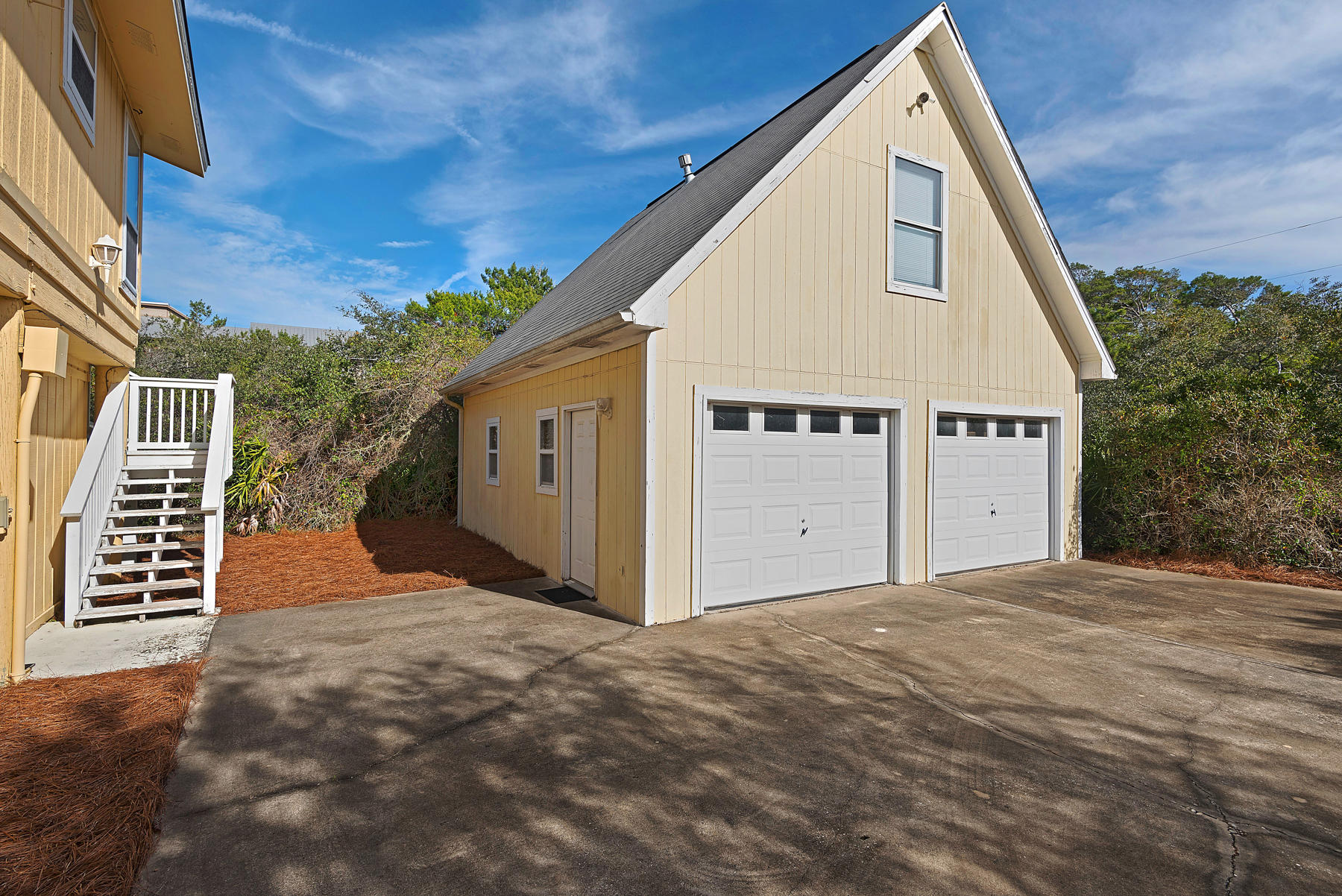 BLUE MOUNTAIN BEACH - Residential