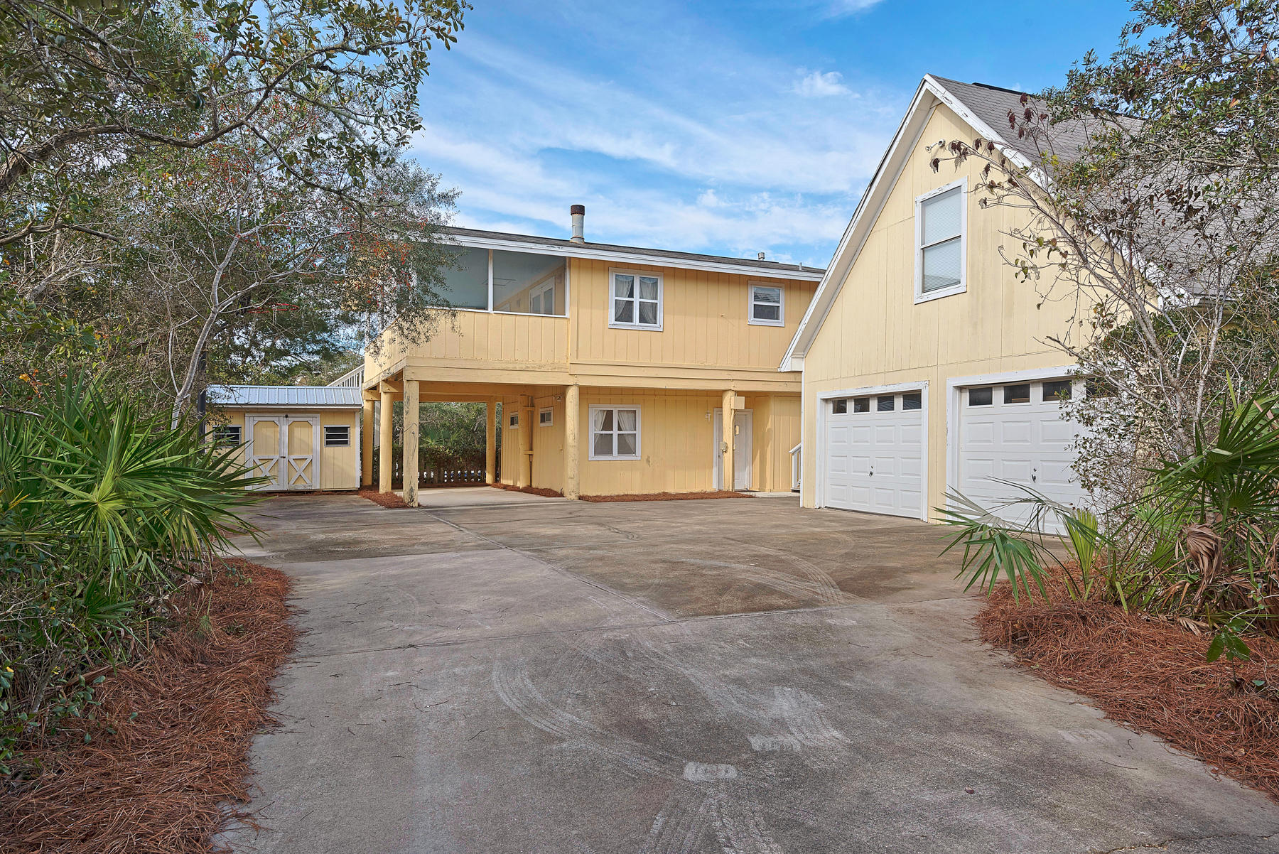 BLUE MOUNTAIN BEACH - Residential