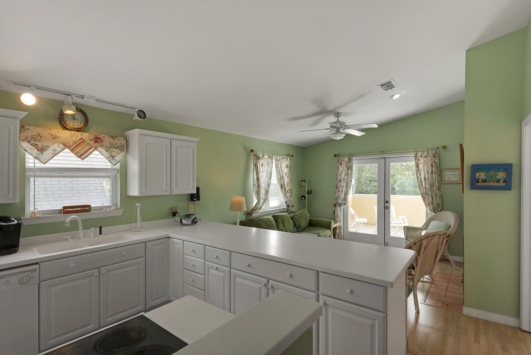 BLUE MOUNTAIN BEACH - Residential