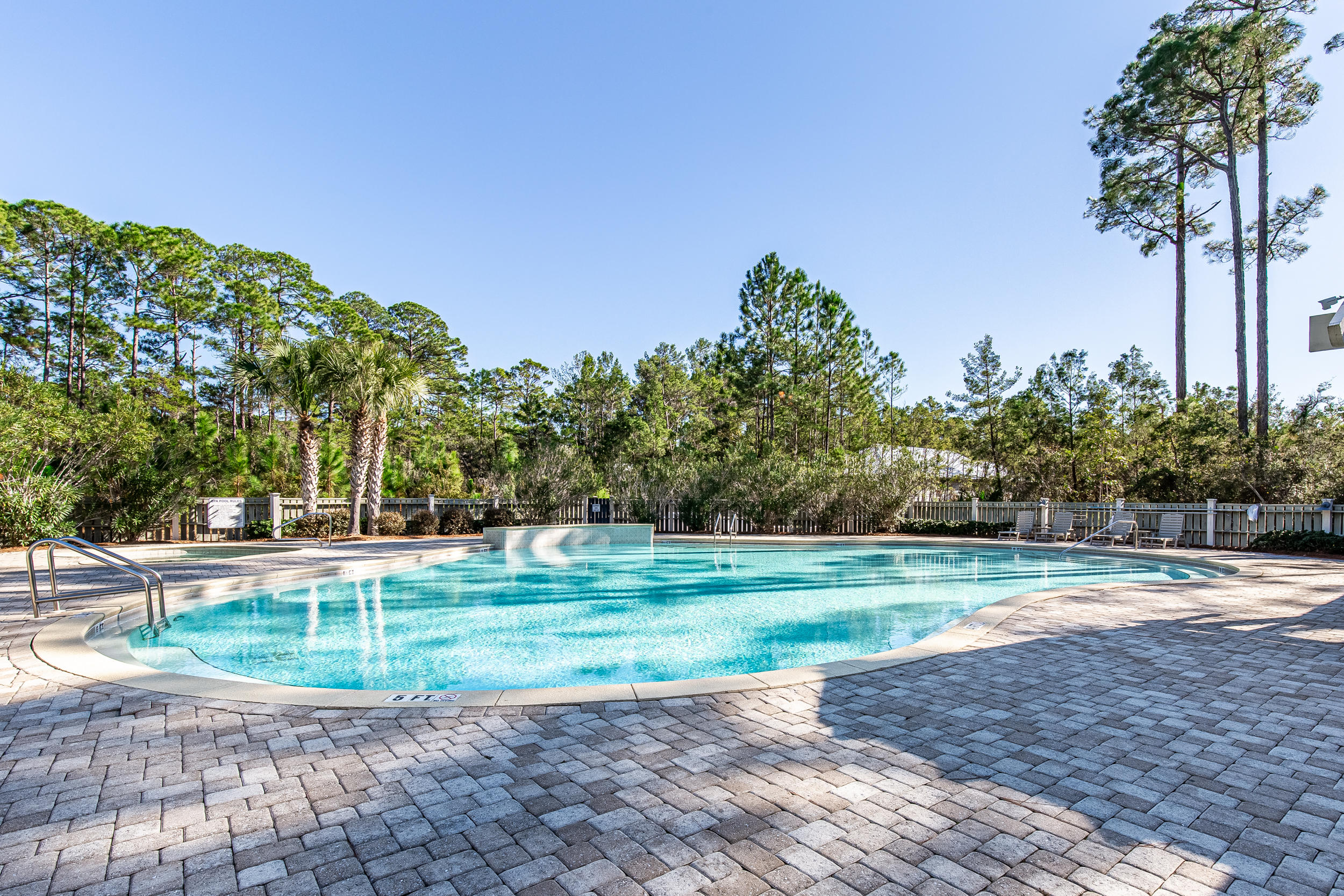 GRAYTON BAYOU - Residential