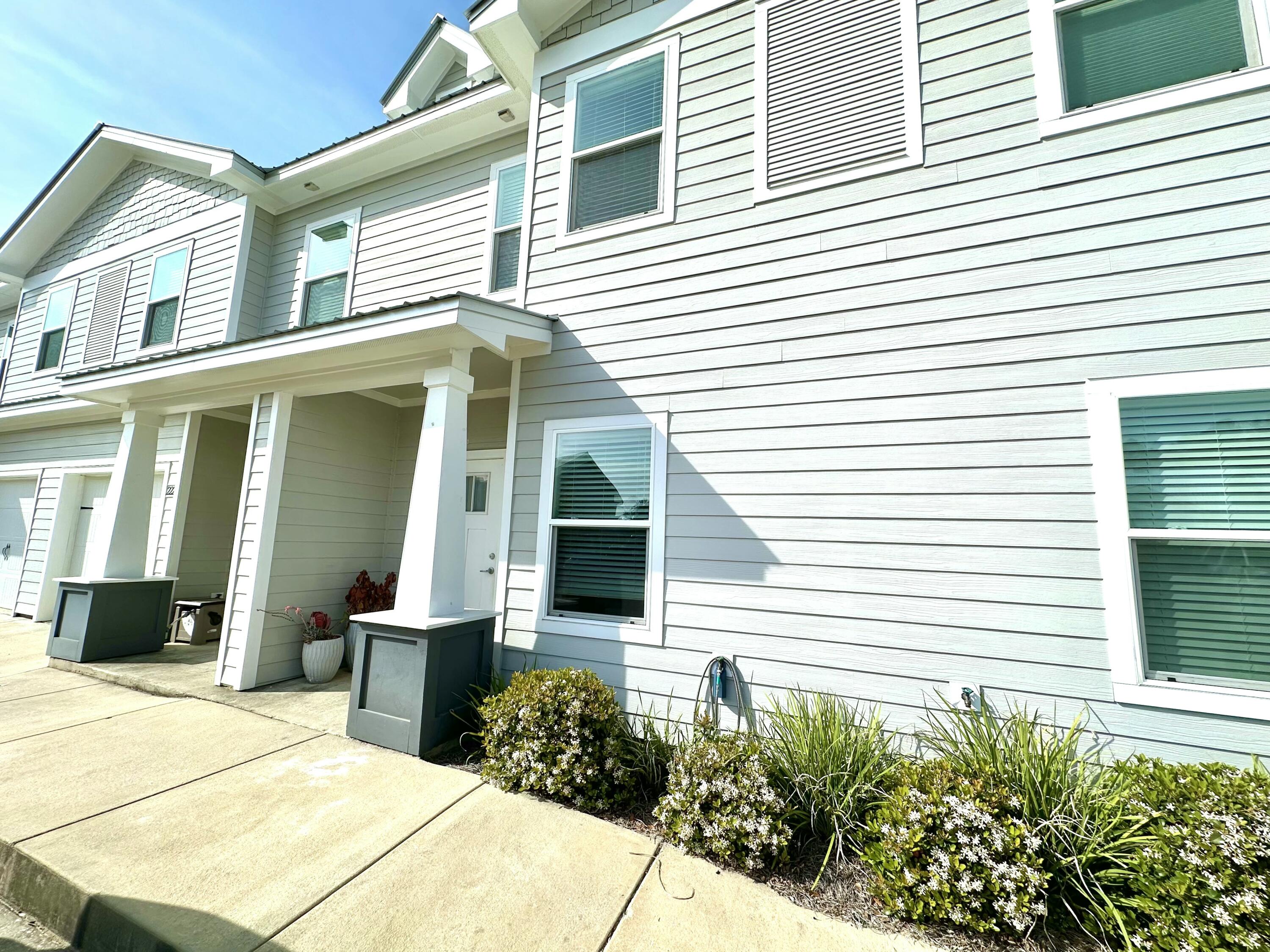 VERANDAS OF FREEPORT, THE - Residential