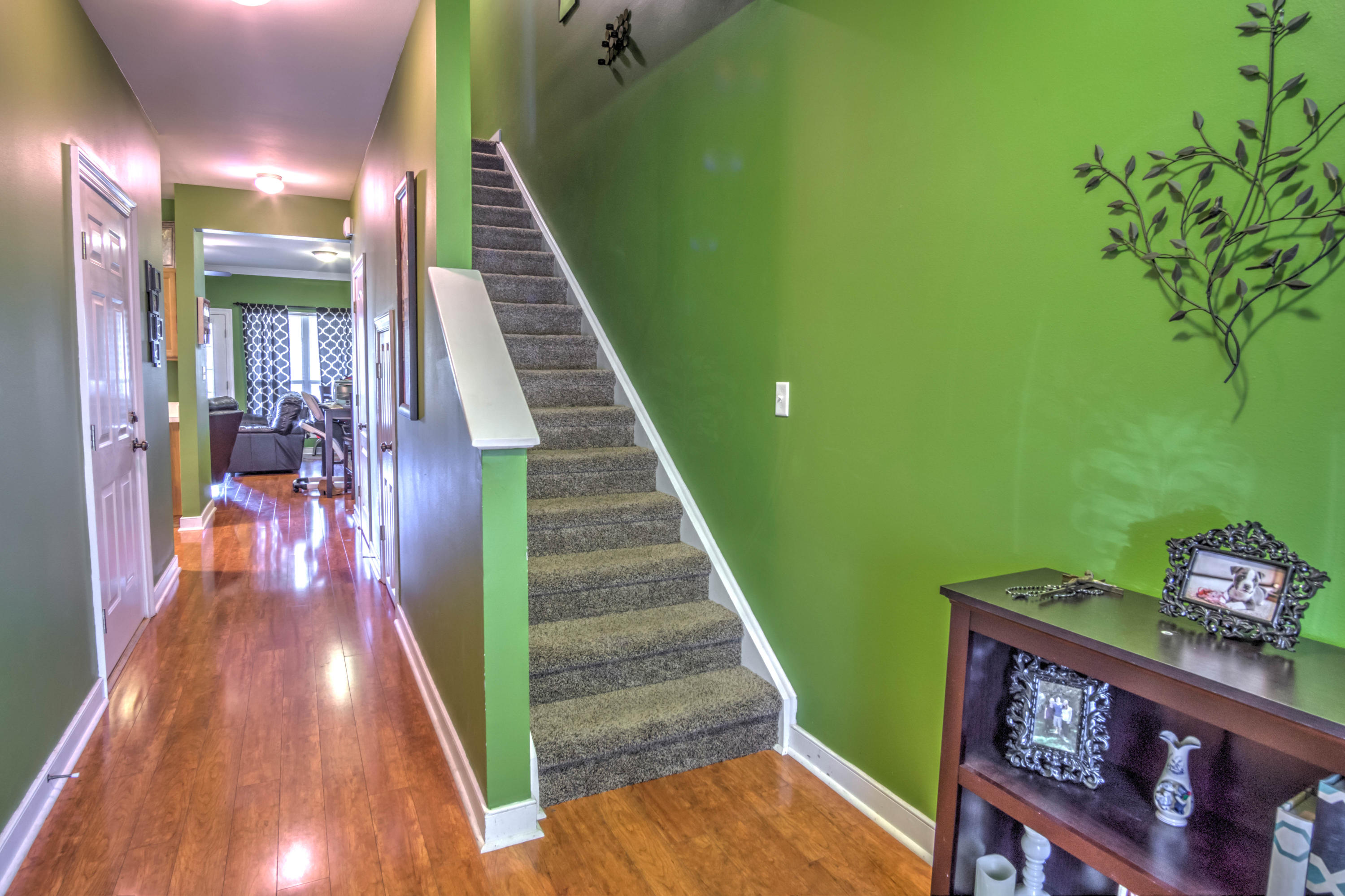 TWIN LAKES TOWNHOMES PH 2 - Residential