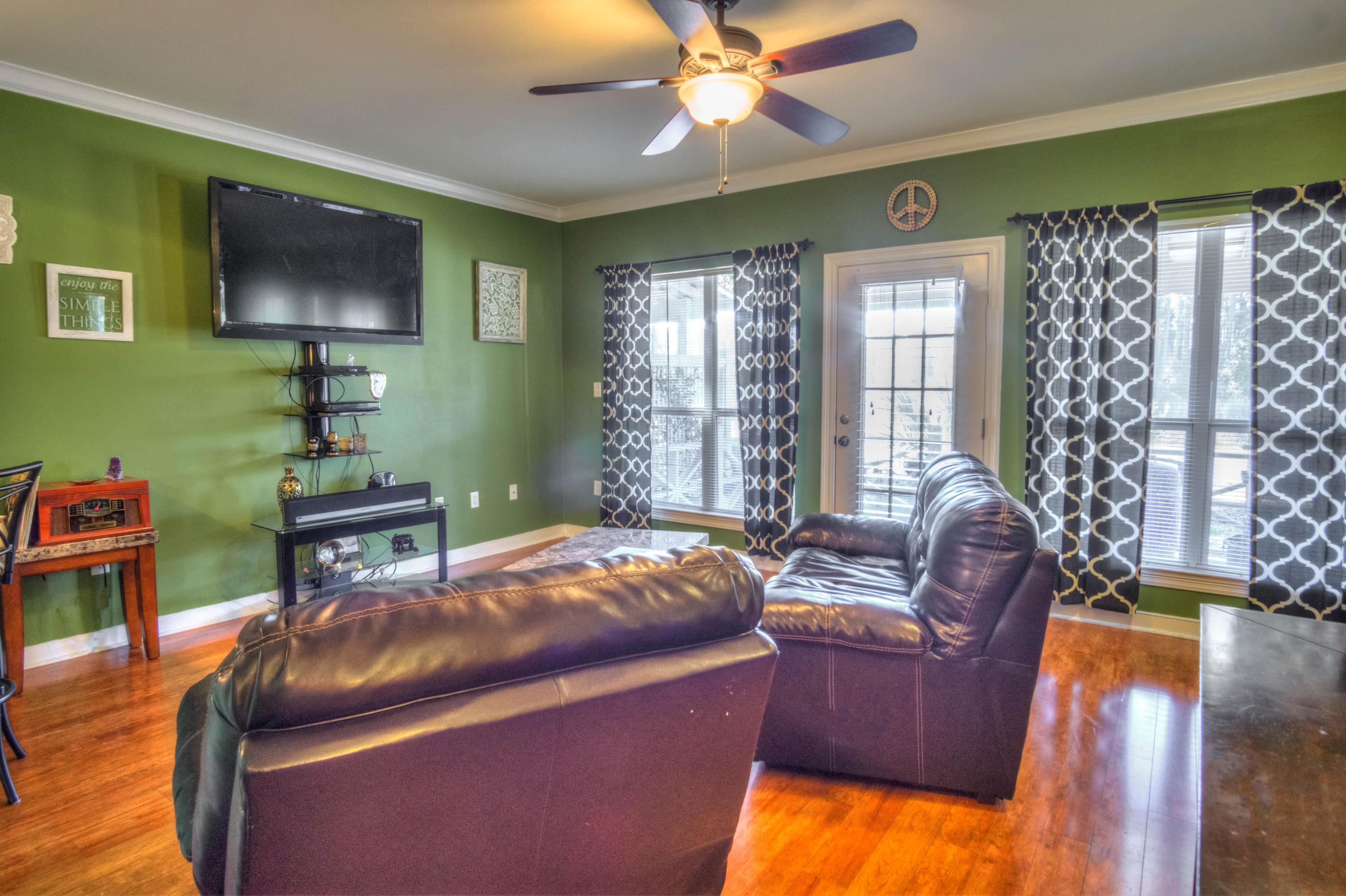 TWIN LAKES TOWNHOMES PH 2 - Residential