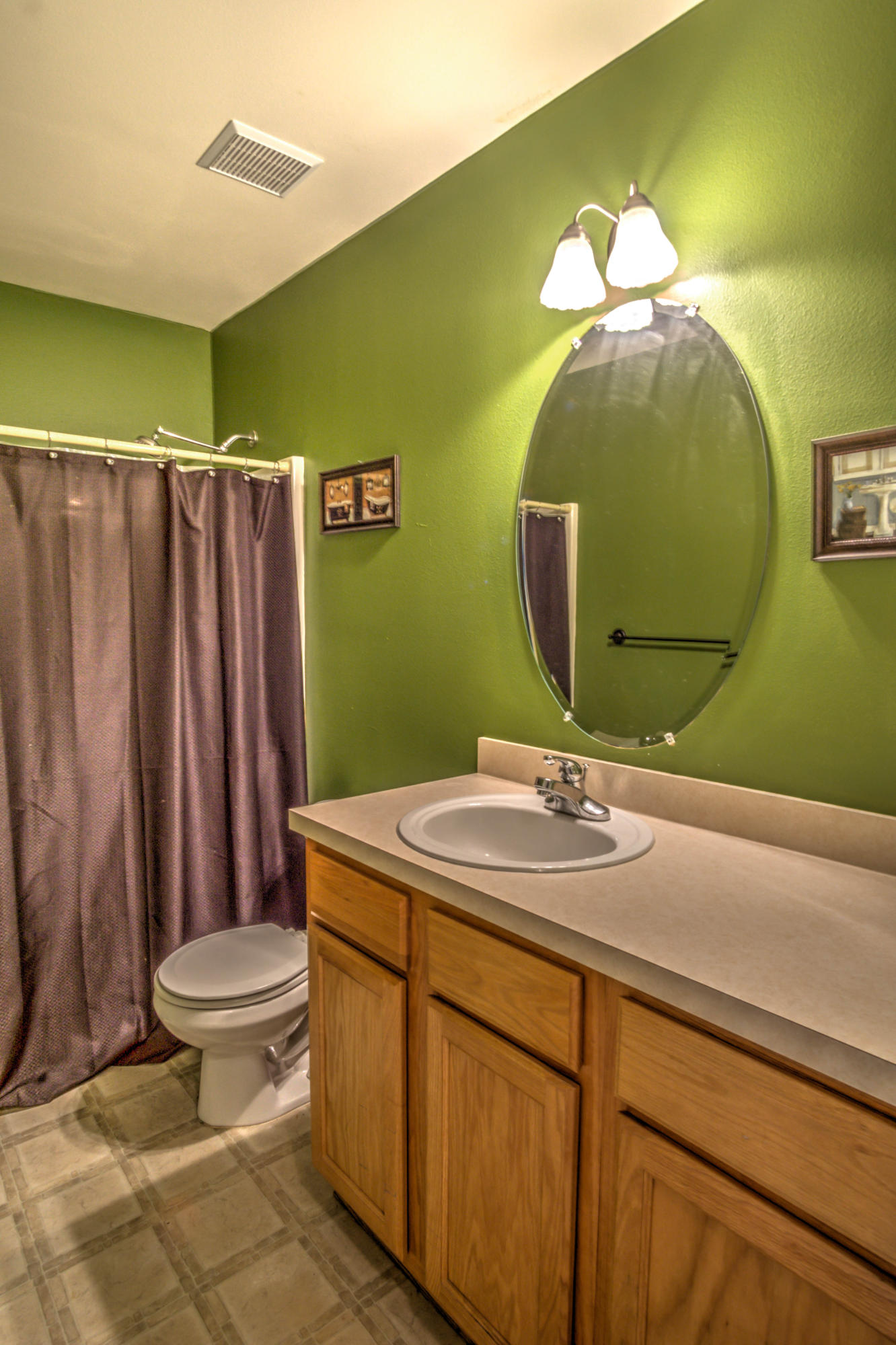 TWIN LAKES TOWNHOMES PH 2 - Residential