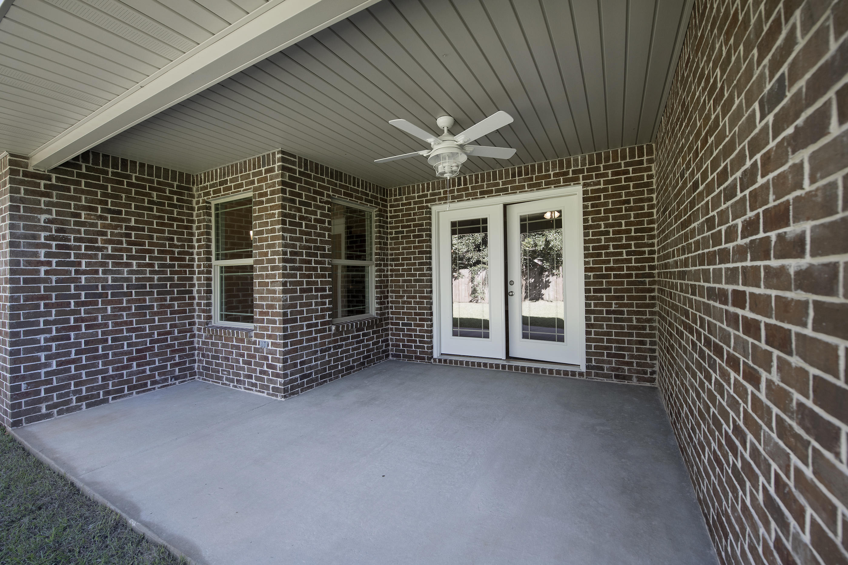 LIGHTHOUSE POINTE UNIT 3 - Residential