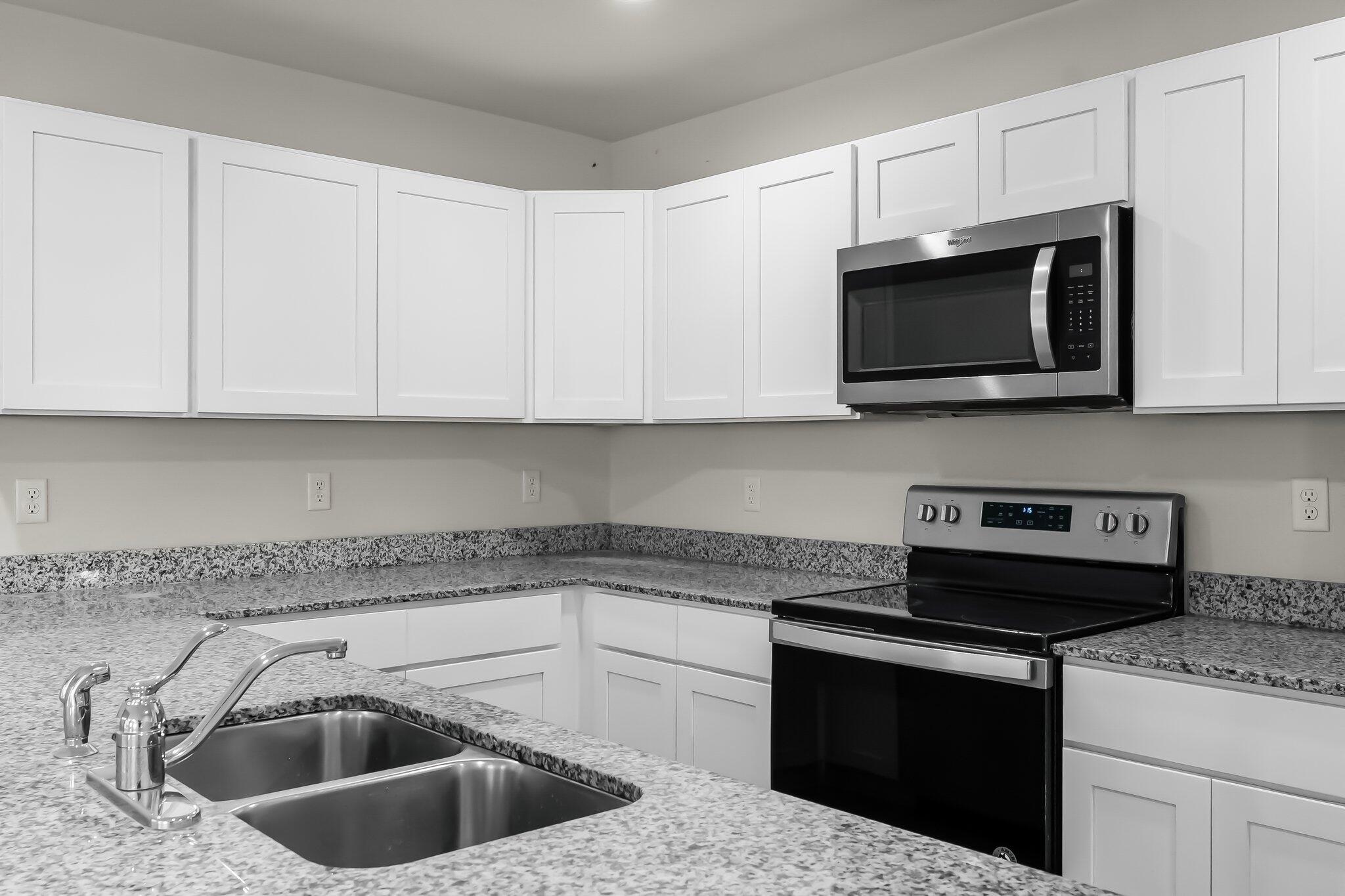 CROSS CREEK - Residential Lease