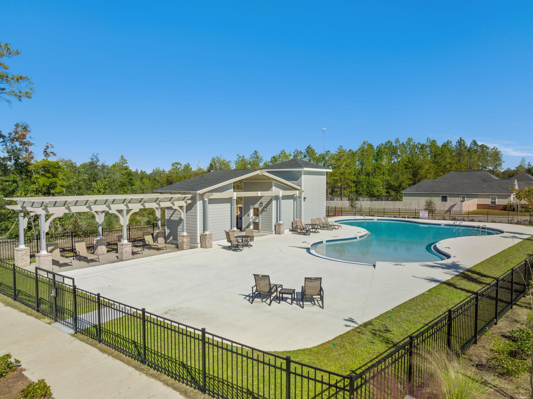 CROSS CREEK - Residential Lease