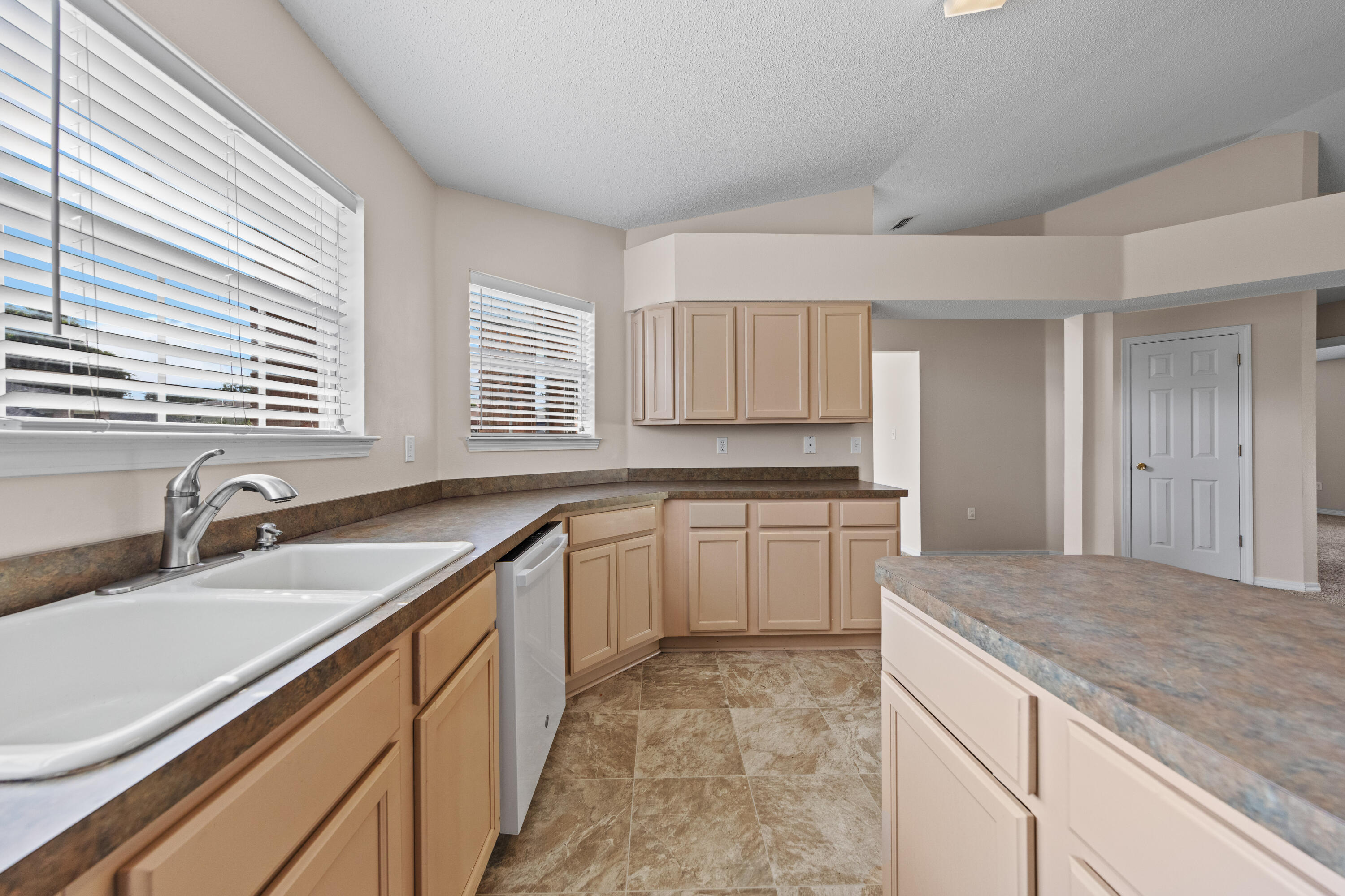 REDSTONE ESTATES - Residential