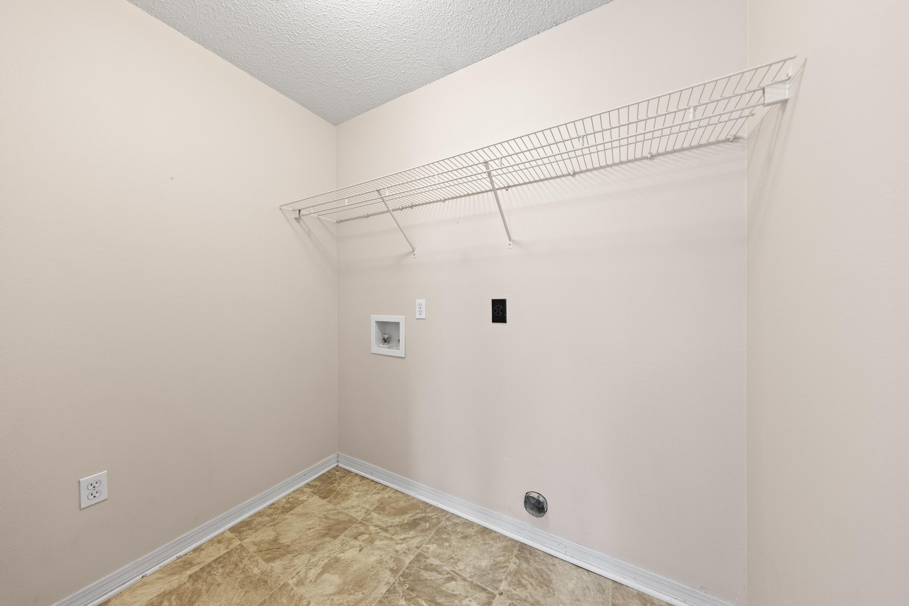 REDSTONE ESTATES - Residential