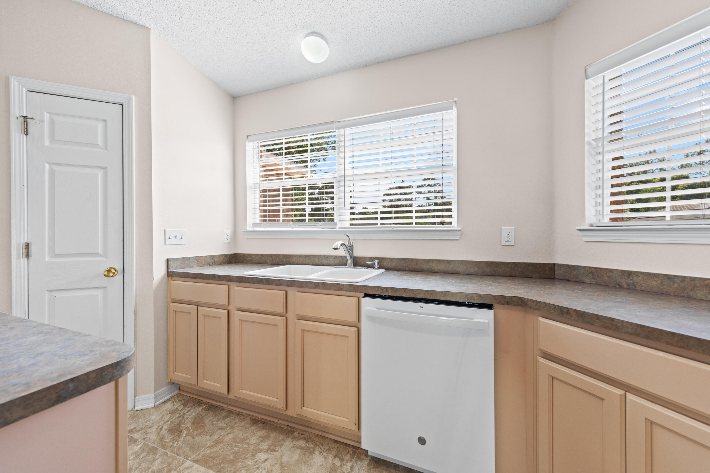 REDSTONE ESTATES - Residential