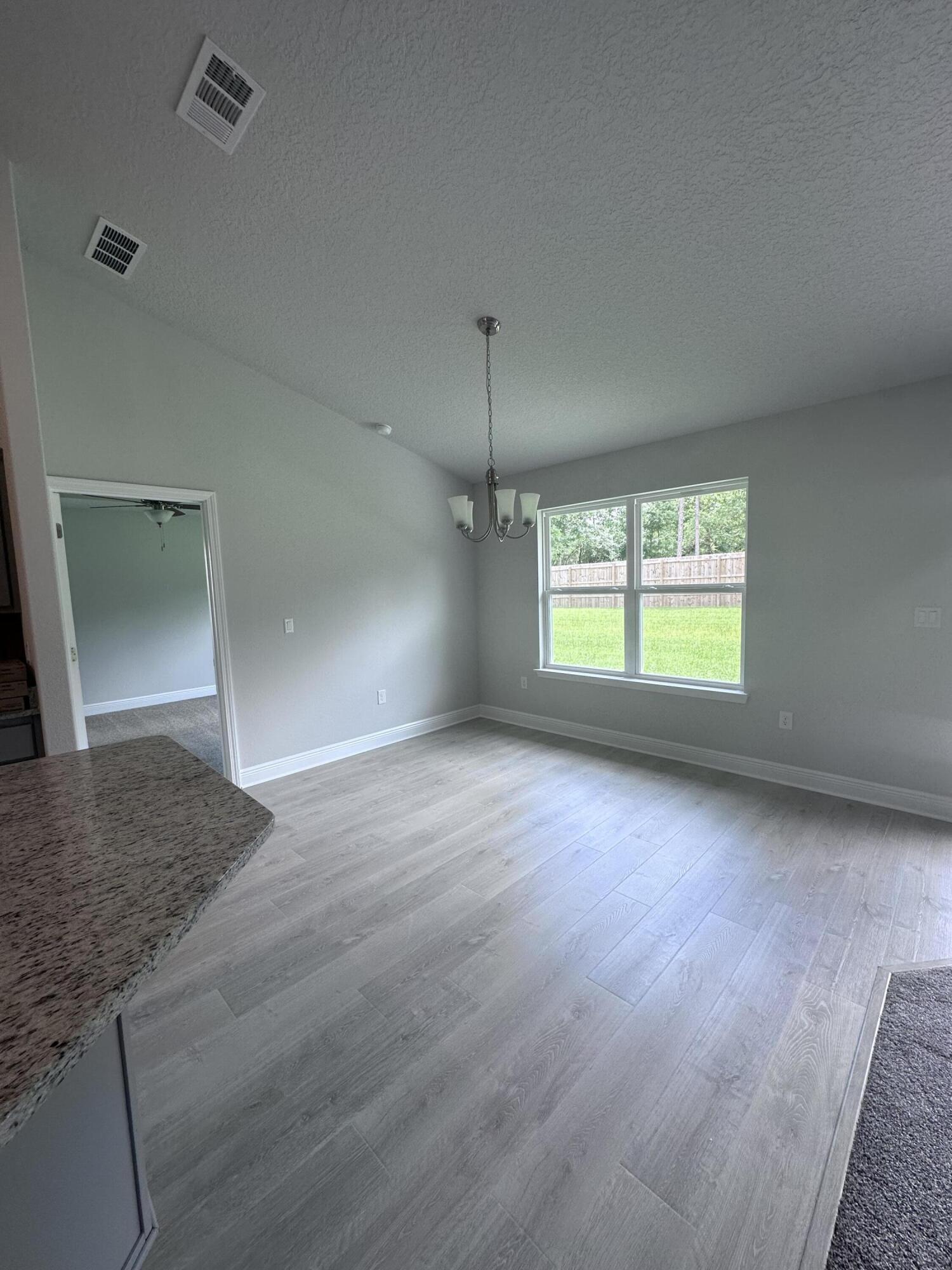 ASHTON VIEW - Residential