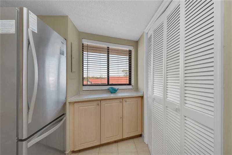 EDGEWATER BEACH CONDO PH 1 - Residential