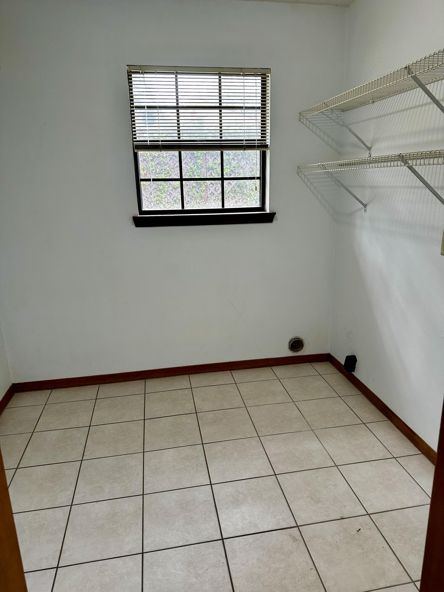 CARIBBEAN VILLAGE 1B - Residential Lease