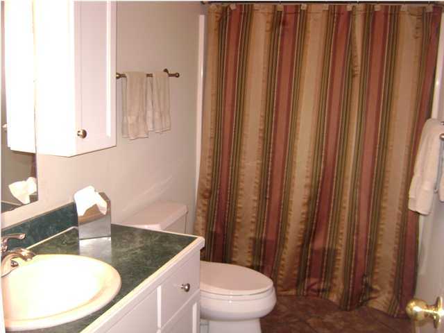 BAY GROVE - Residential