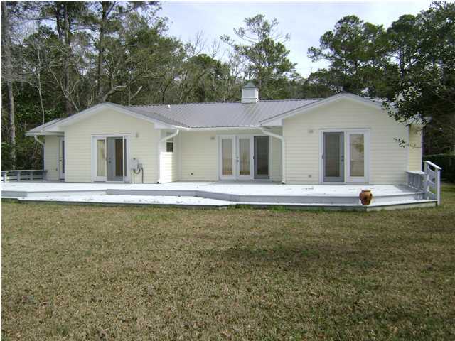 BAY GROVE - Residential