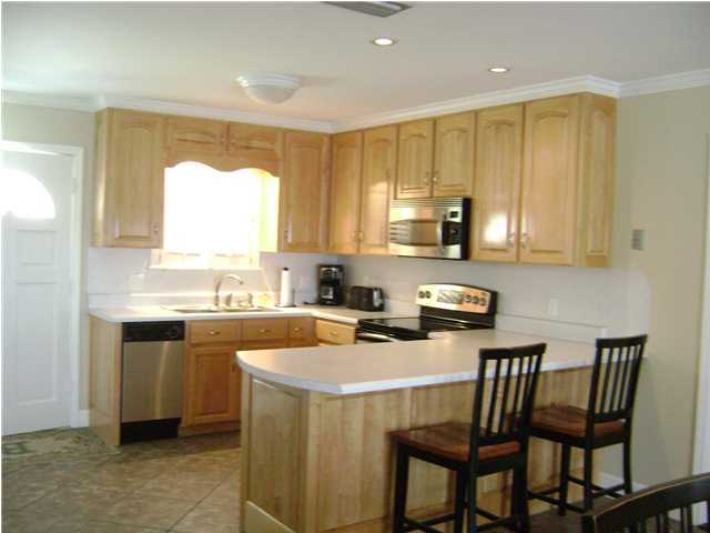 BAY GROVE - Residential