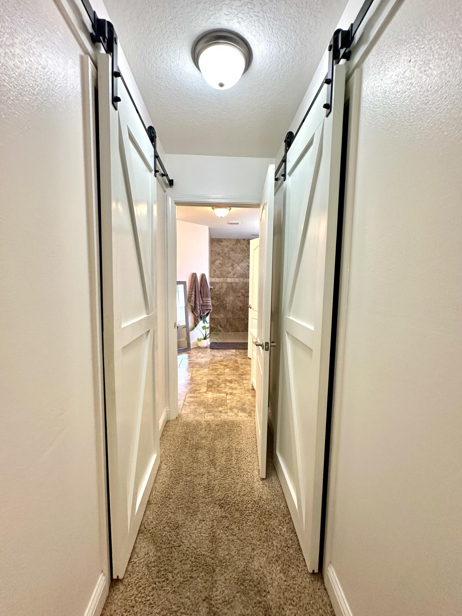 WINDMEADOWS - Residential