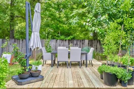 WINDMEADOWS - Residential