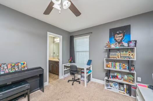 WINDMEADOWS - Residential