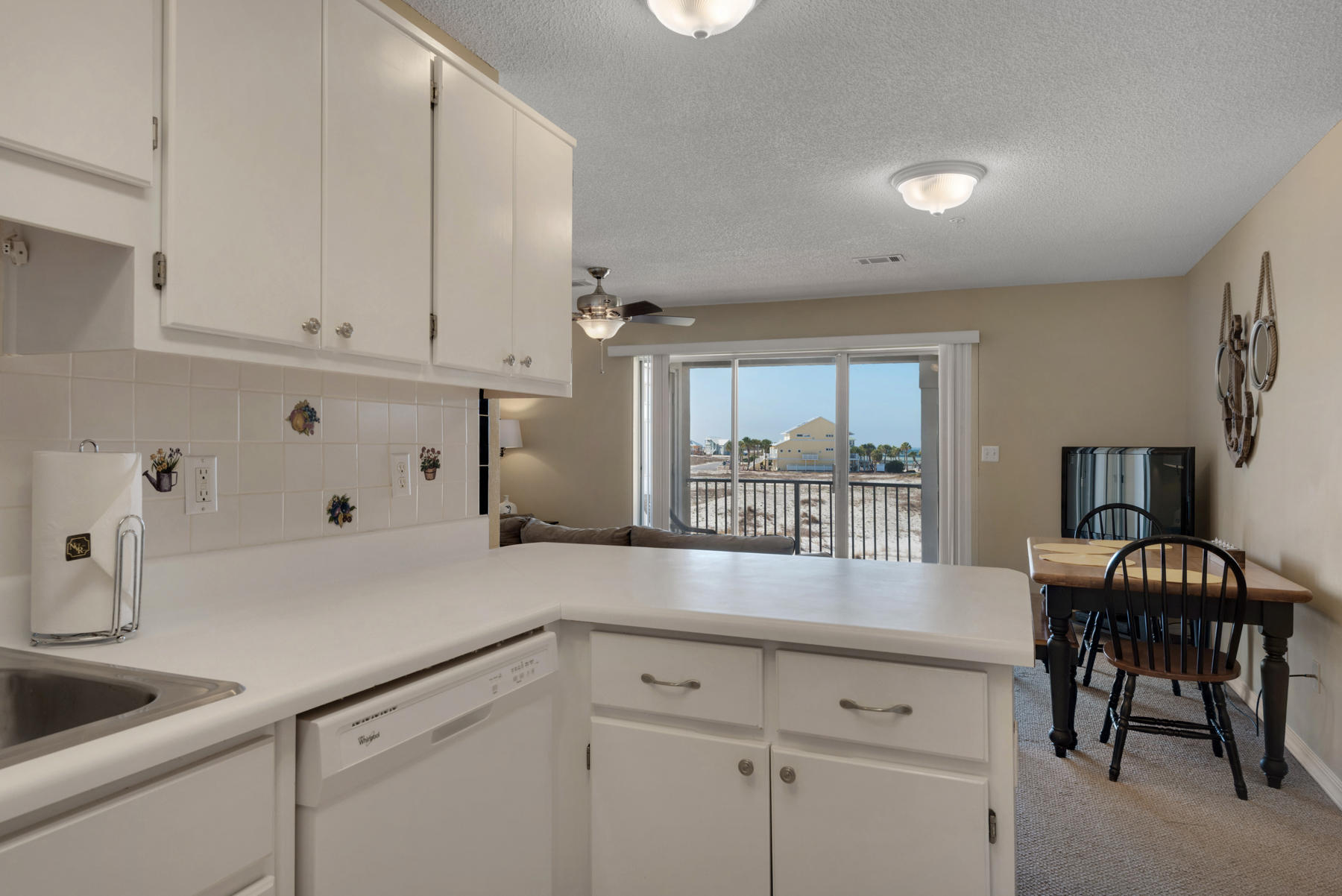 SUNSET HARBOUR VILLAS CONDO - Residential