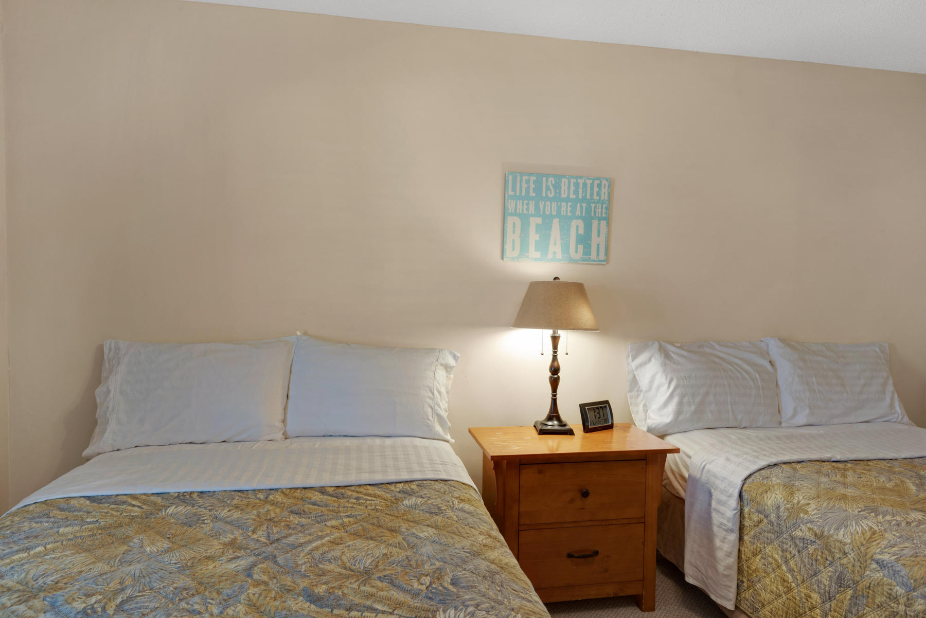 SUNSET HARBOUR VILLAS CONDO - Residential