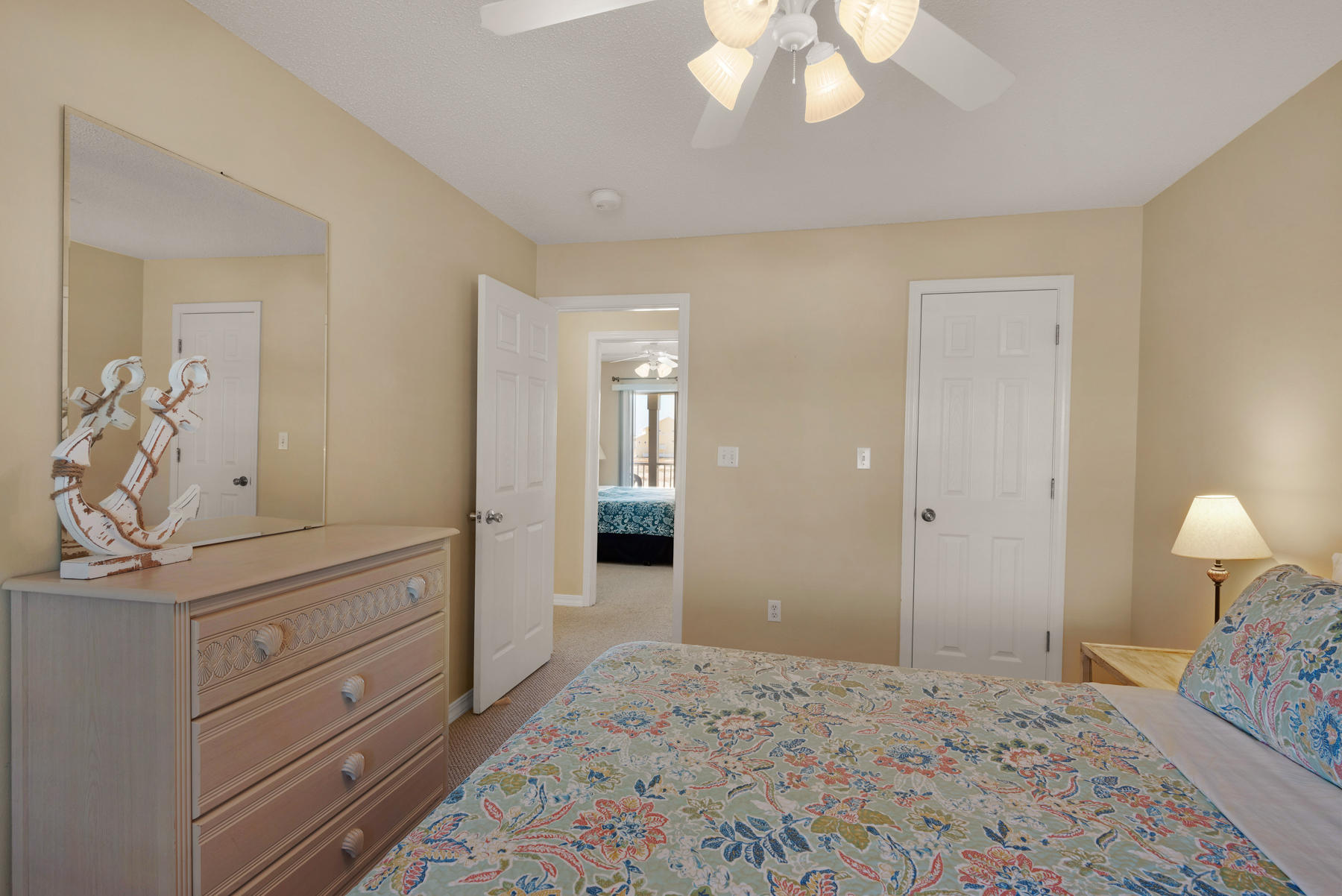 SUNSET HARBOUR VILLAS CONDO - Residential