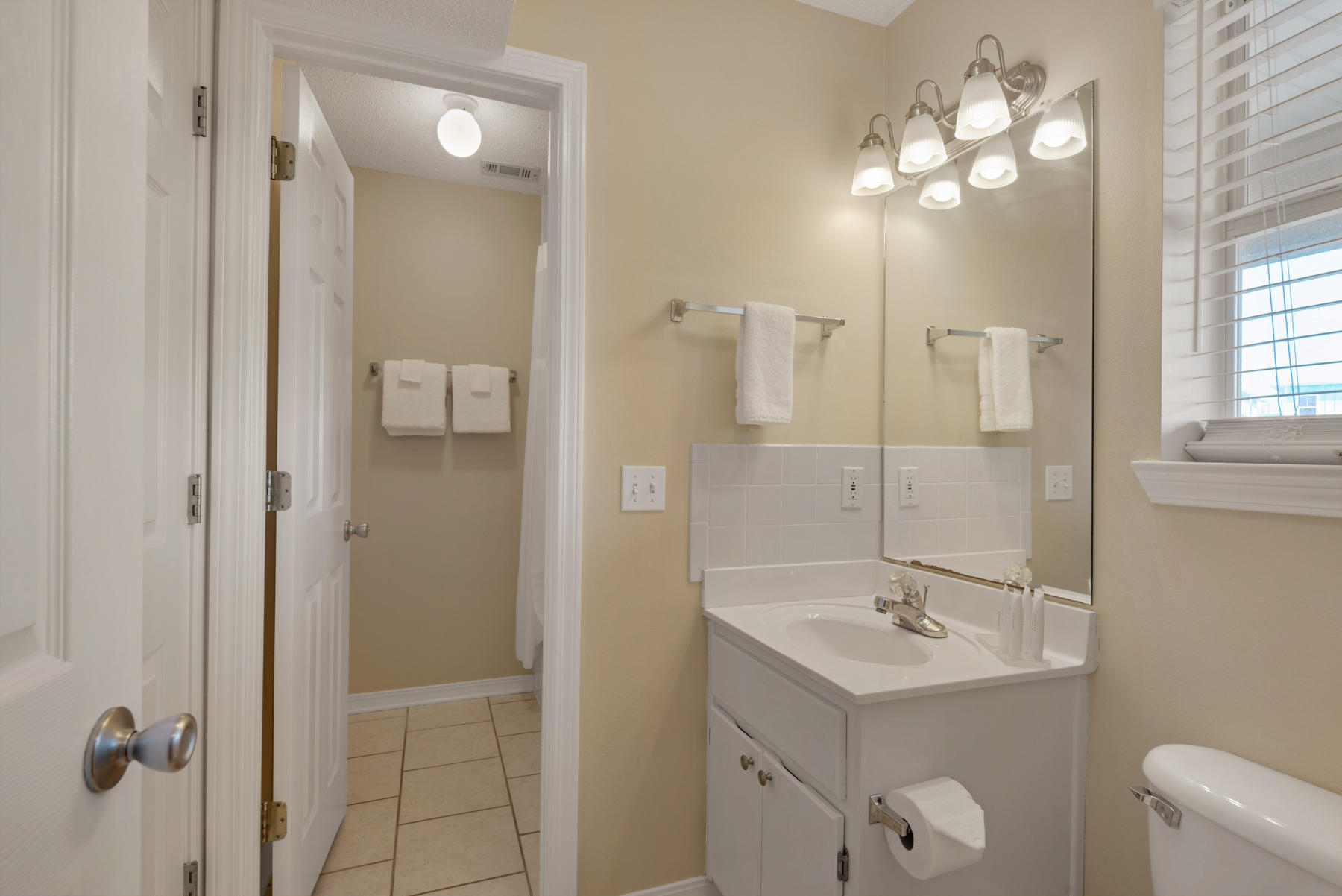 SUNSET HARBOUR VILLAS CONDO - Residential