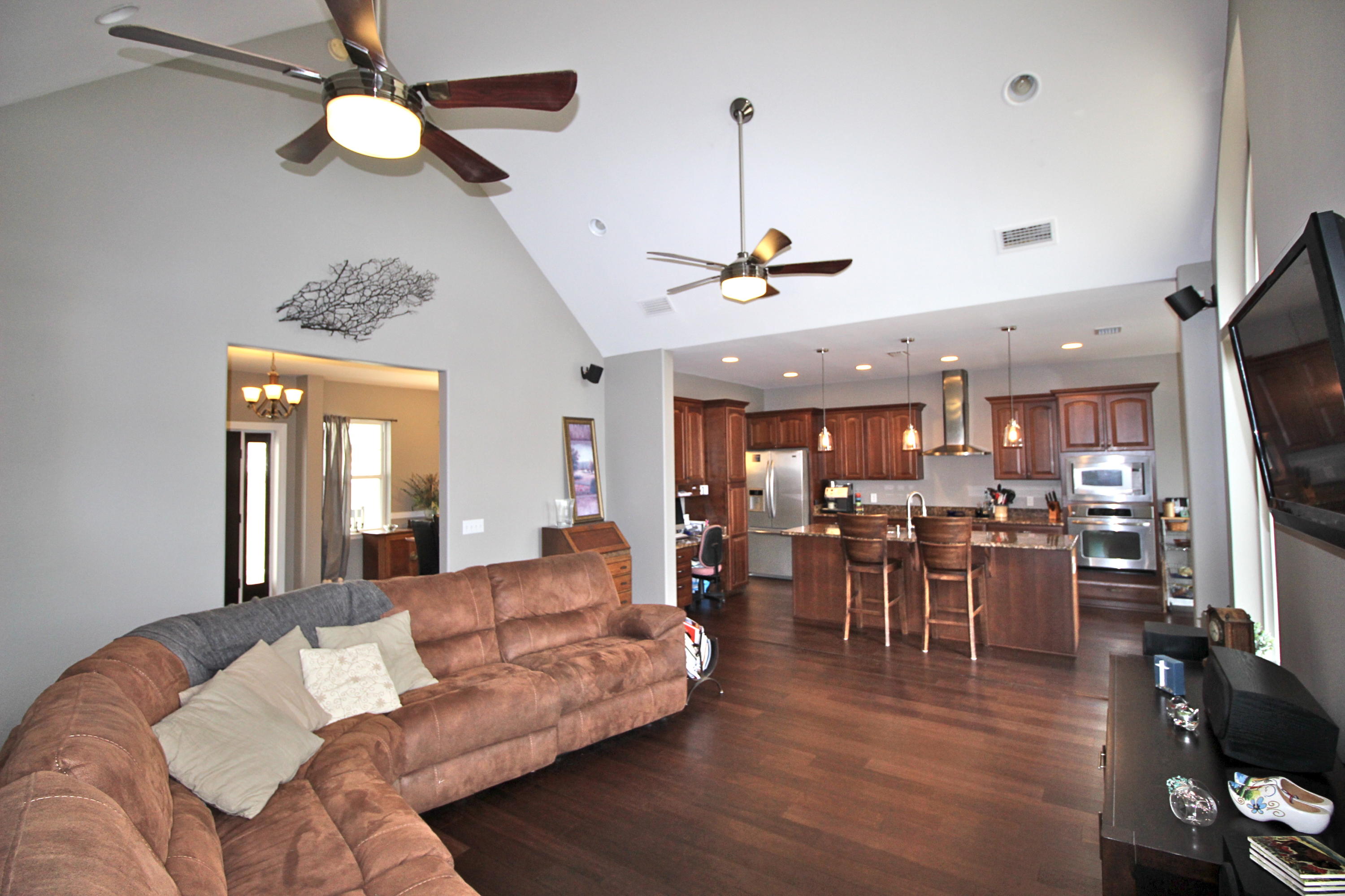 CLEAR CREEK ESTATES - Residential