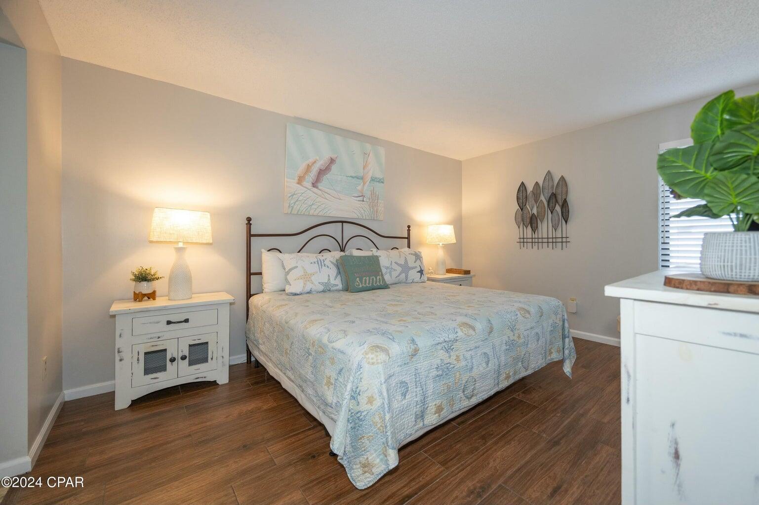 EDGEWATER TOWER 3 - Residential