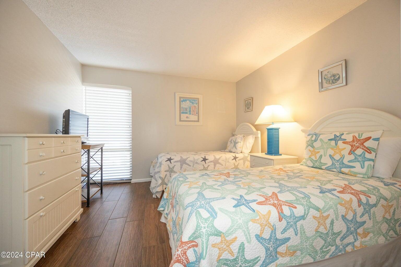 EDGEWATER TOWER 3 - Residential