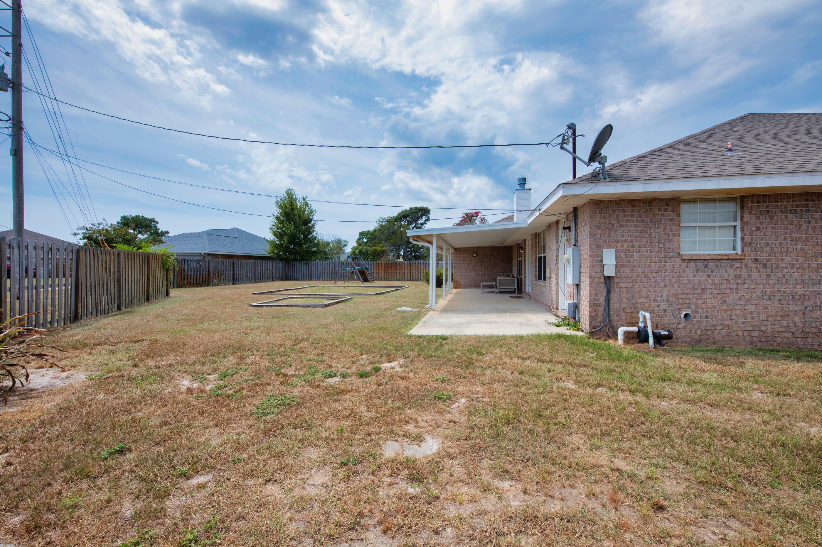 HAMPTON RIDGE ESTATES - Residential
