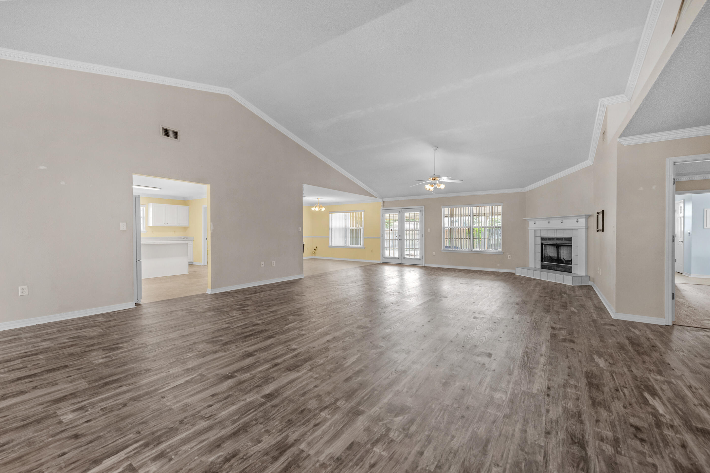HAMPTON RIDGE ESTATES - Residential
