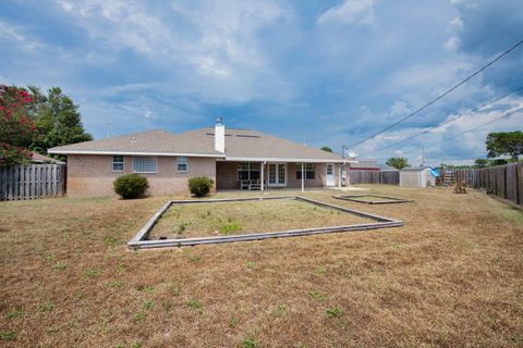 A home in Navarre