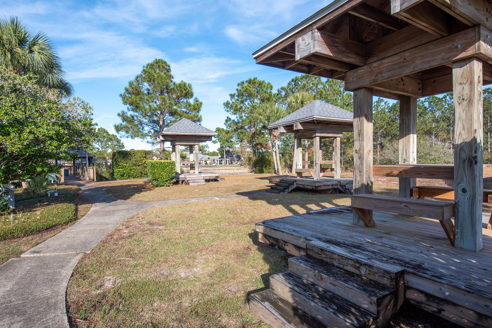 PARKER'S LANDING - Residential