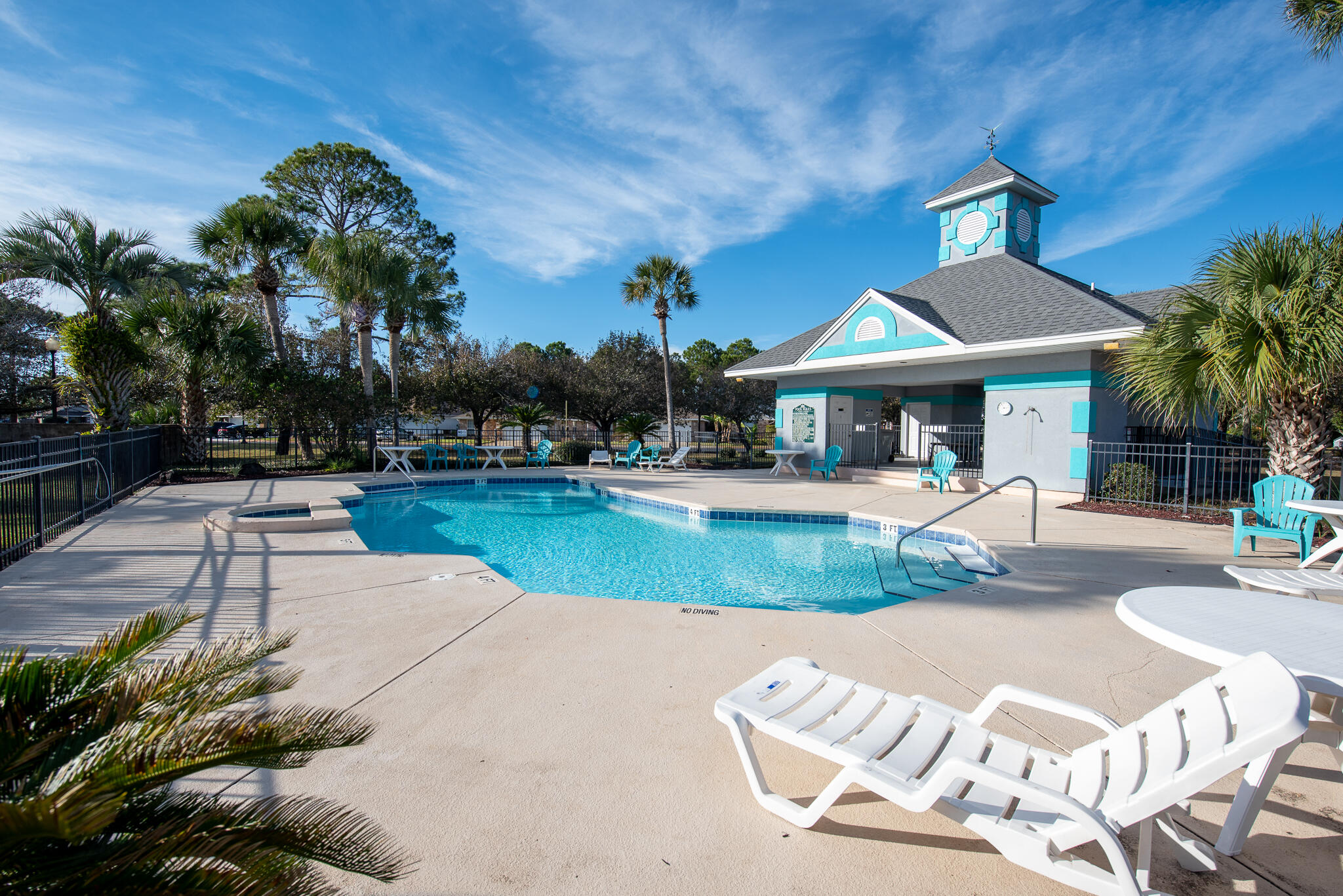 PARKER'S LANDING - Residential