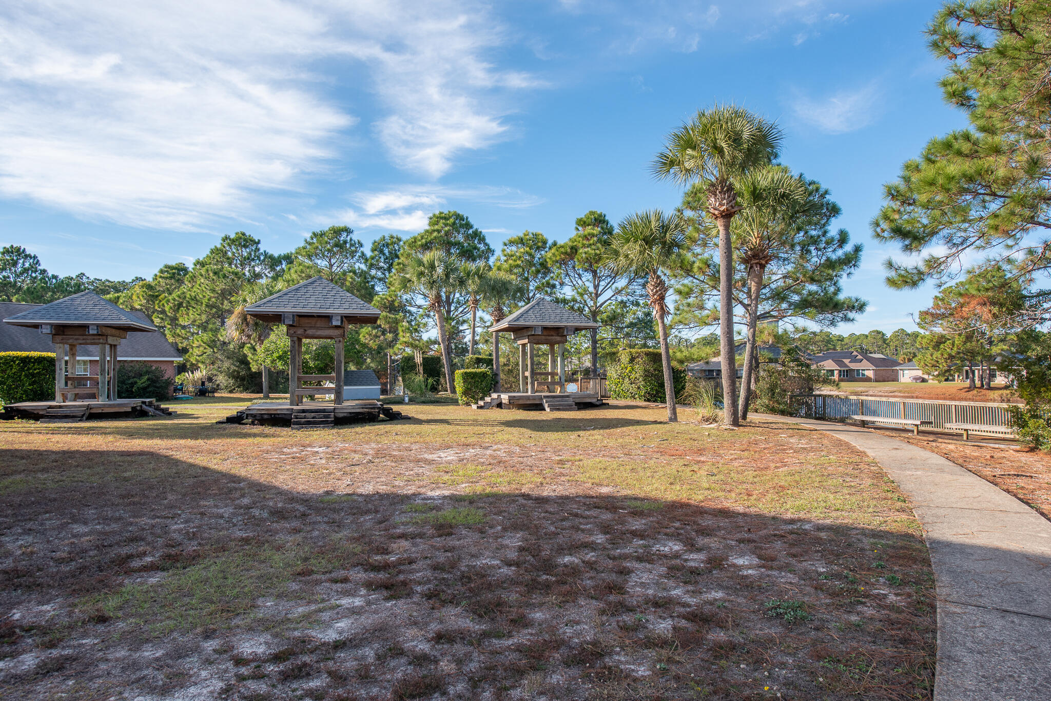 PARKER'S LANDING - Residential