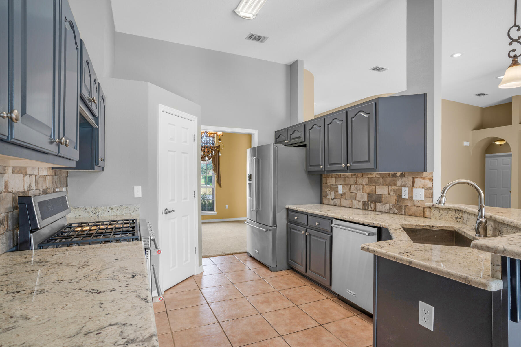 LINKS AT SHALIMAR POINTE - Residential Lease