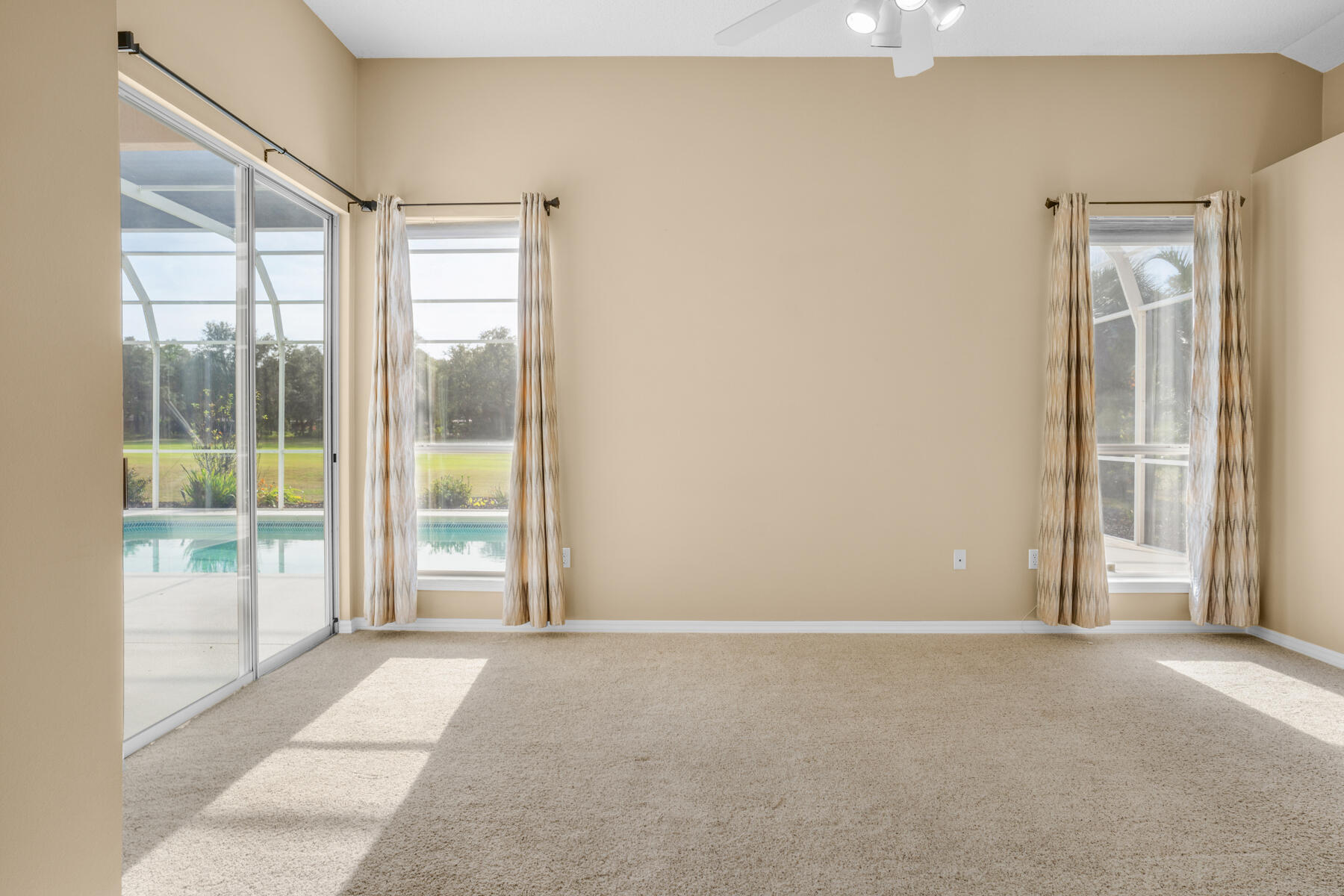 LINKS AT SHALIMAR POINTE - Residential Lease