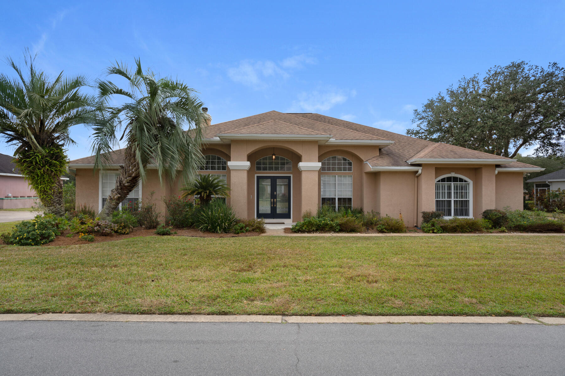 PRIVATE & SCREENED IN-GROUND POOL! This lovely home captures Florida living at it's finest! As soon as you enter your home, you are greeted with an amazing view through the sliding glass doors of your spectacular and refreshing pool and a portion of the golf course. This home has a split bedroom plan and boasts cathedral ceilings throughout! Kitchen has updated stainless appliances that features a gas stove with a double oven and a French door refrigerator with the freezer at the bottom. Home has an additional breakfast area overlooking the pool, formal dining room and additional room for an office or play area. Owner will allow DOGS up to 50lbs with an approved pet application and non refundable pet fee. Pool service AND yard service included! Residents are enrolled in the Coastal Realty Services Resident Benefits Package (RBP), which includes renters insurance, HVAC air filter delivery, a resident rewards program, and more!
Please contact the office (not the listing agent below) directly at 850.244.2100 for additional information. Showings can be scheduled via the website www.CoastalRealtyServices.com. Prior to us processing an application on a rental property, we do require the rental to be viewed by the applicant or a representative of the applicant.
