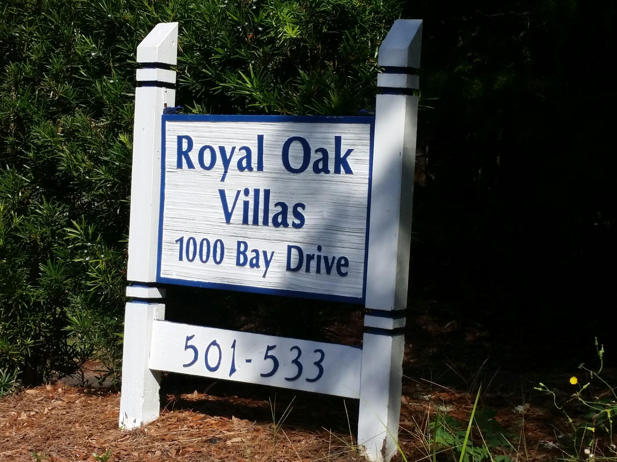 ROYAL OAK VILLAS BLUEWATER BAY - Residential