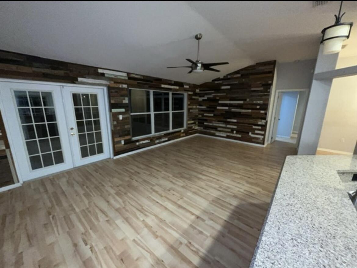 Canoe Creek Lakes Unit 1 - Residential