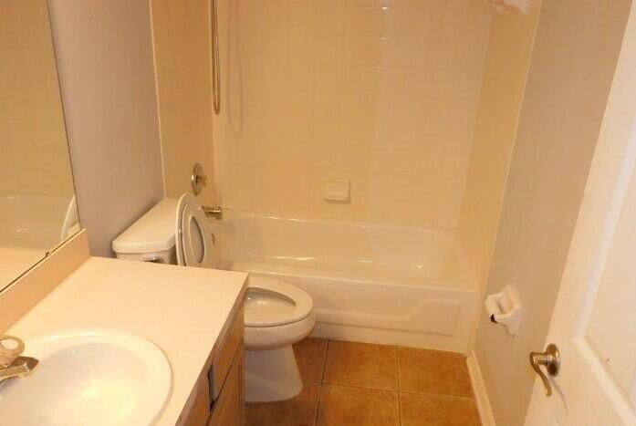 Canoe Creek Lakes Unit 1 - Residential