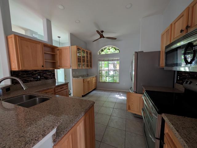 Canoe Creek Lakes Unit 1 - Residential