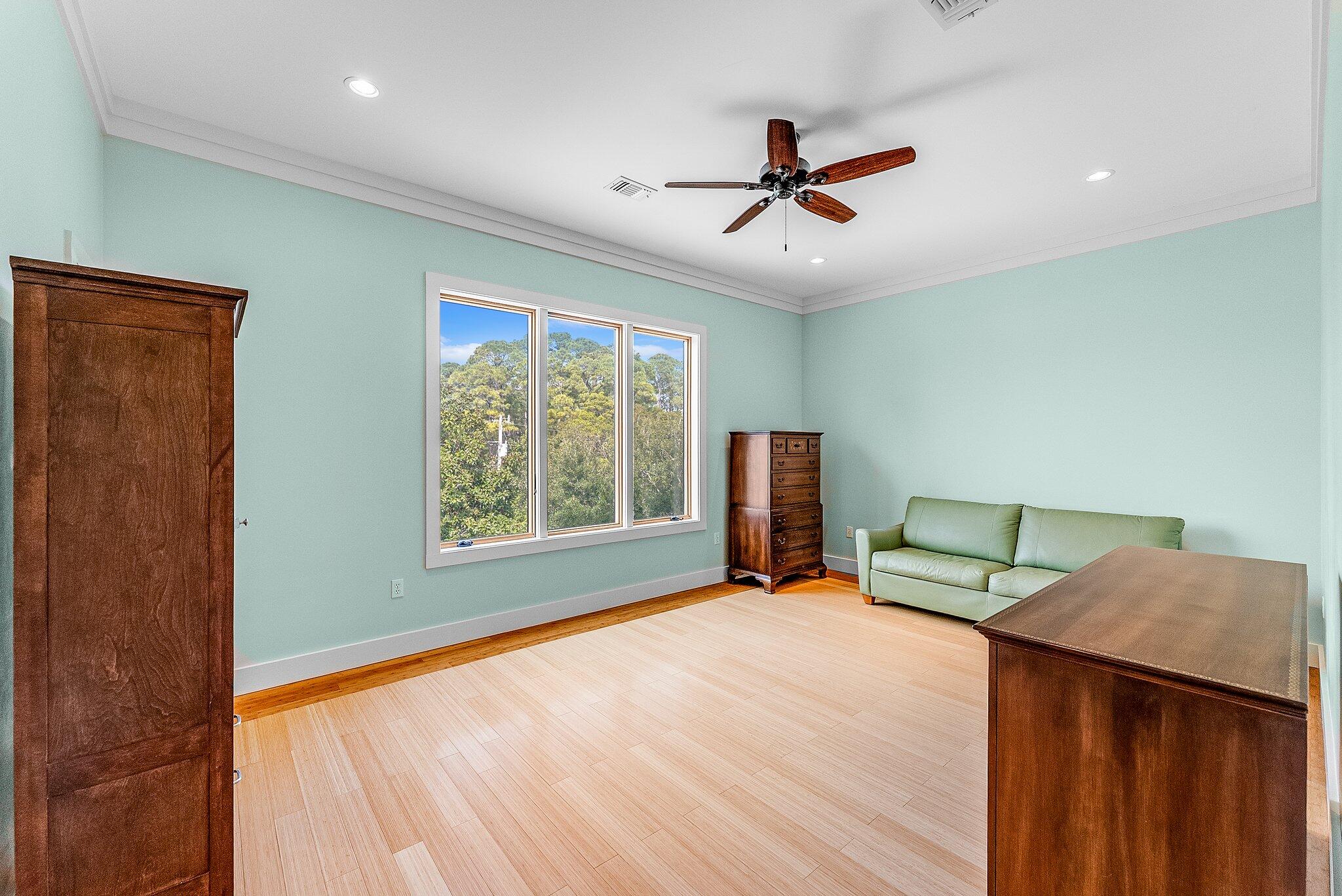 GULFVIEW HEIGHTS 1ST ADDN - Residential