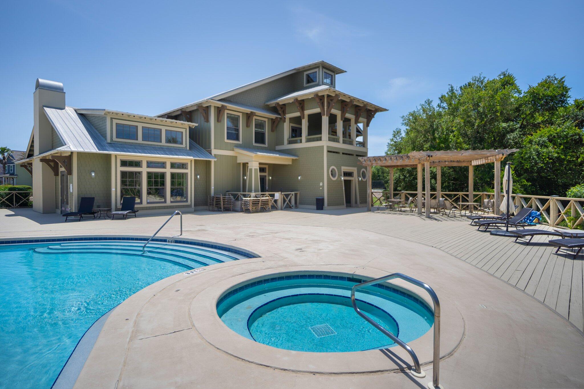 TURTLE COVE - Residential