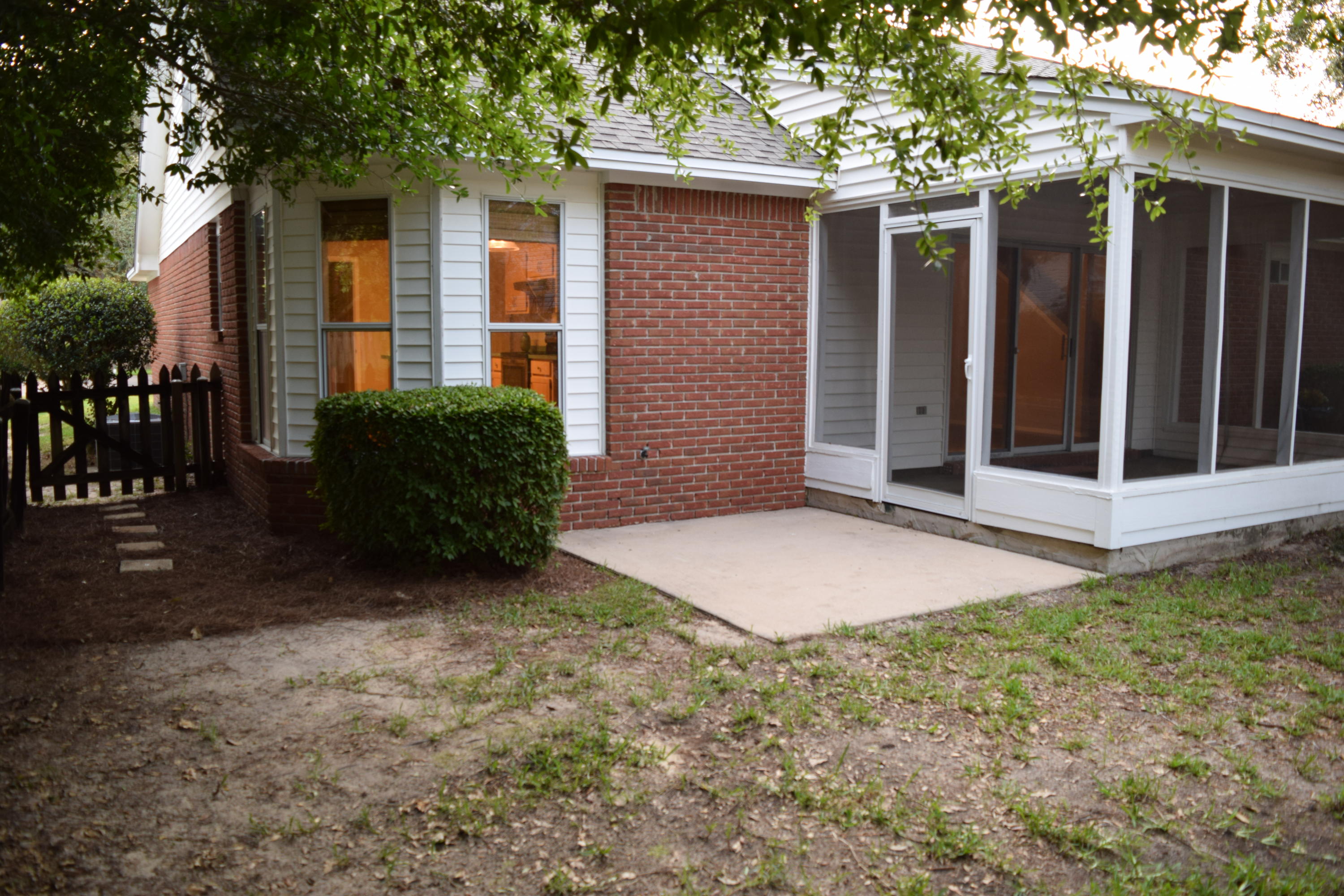 PARKWOOD COURT AT BLUEWATER BAY - Residential