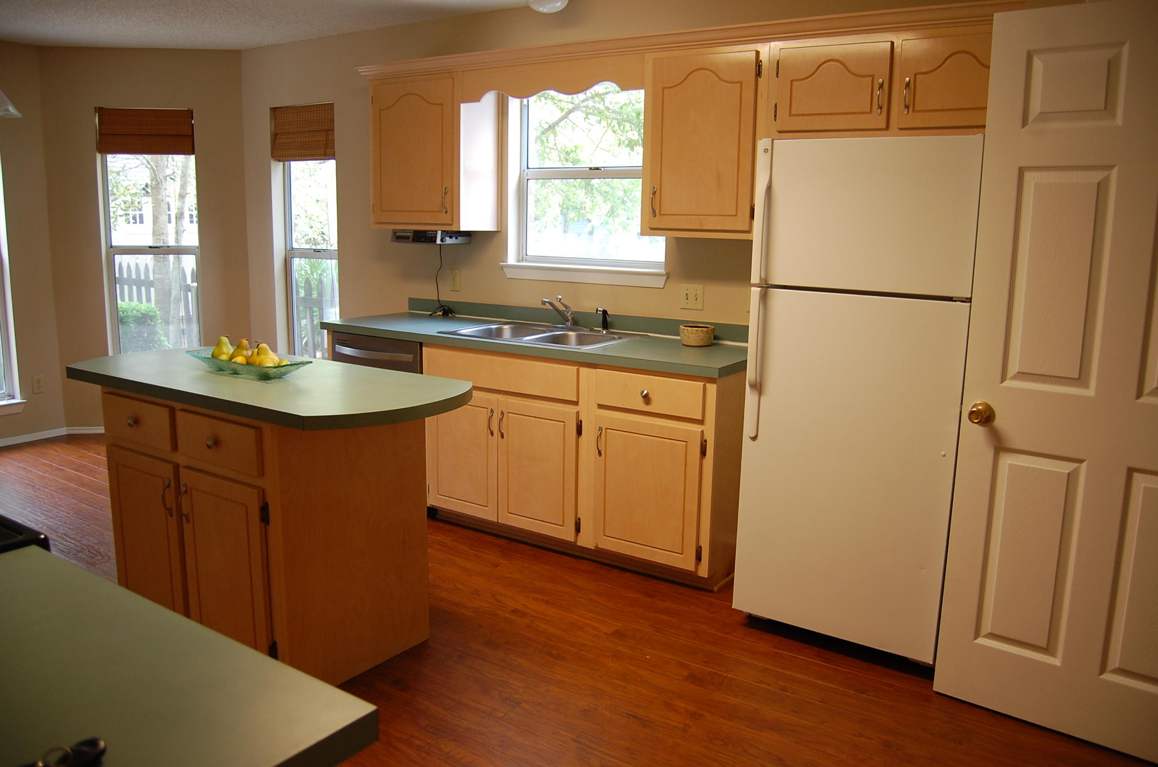 PARKWOOD COURT AT BLUEWATER BAY - Residential